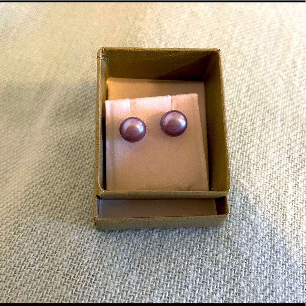 Honora grey pearl post earrings. New, never worn